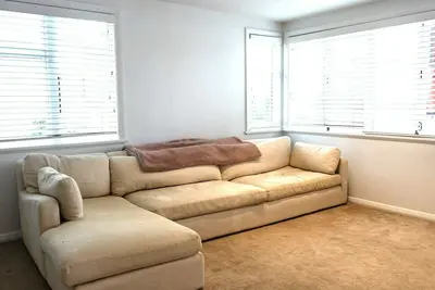 Image de Modern Coastal Retreat Short Walk to the Beach