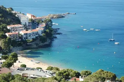 Image de Maison vue mer 120m2, 10 couchages, vue mer à 180 degrés, piscine jacuzzi chauffée