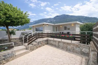 Charming Seaside Stay in Verga - Relax in Style