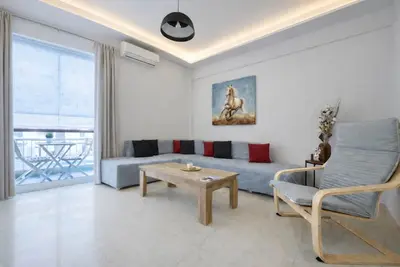 Image de J&N Exclusive living by ΜΡS