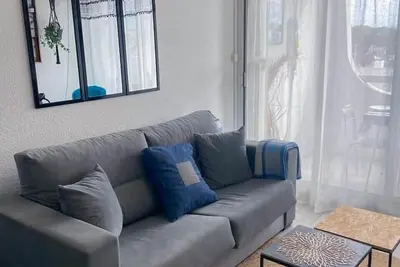 Image de Studio avec balcon et parking privé