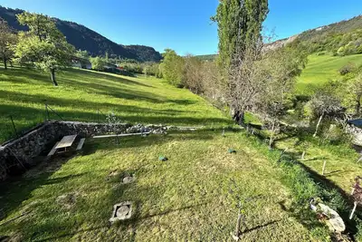 Image de Ma Lozerienne proche Banassac, A75. Lieu idéal pour retrouvaille.