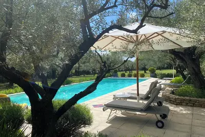 Image de Mas avec piscine dans une oliveraie à 3km d'Uzès