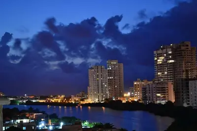 Image de Beautiful Condo at Cartagena's Beach Front