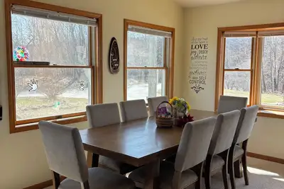 Image de Spacious 3 bed farm estate w/ hot tub on 54 acres-close to Traverse, Lakeshore