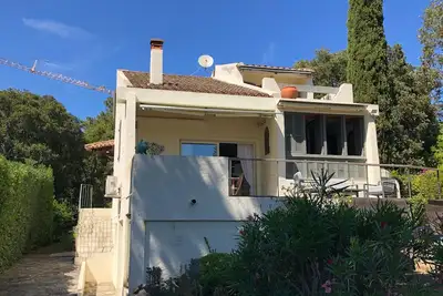 Image de Charmante maison traditionnelle située dans le domaine de calarossa, accès plage.
