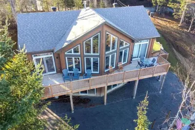 Image de Rivière, Billard, Plage Privée | Déjeuner Inclus