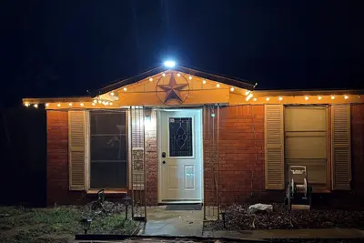 Image de Charming & 3bedroom house in tranquil Keene. Relax with the whole family.