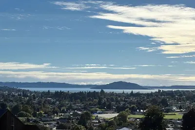 Image de Elevated living: Stunning views, homely comforts