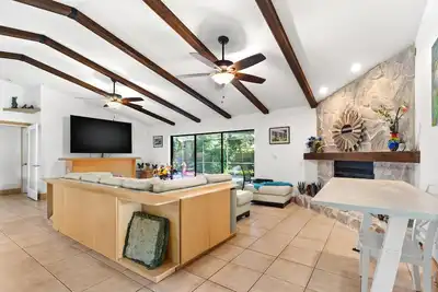 Image de Pool Golf Home - Families and Pet's Welcome!