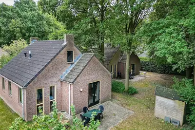 Bungalow boisé paisible pour 6 pers.