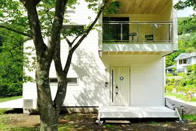 Image de 3 min. from Usui Karuizawa Interchange Authentic luxury Finnish log house with natural sauna, 3500 sq. m. large garden and 120 sq. m. private dog run all to yourself!