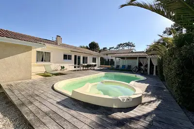 Image de Agréable Villa avec piscine pour 10 personnes à Biscarrosse Plage (241)