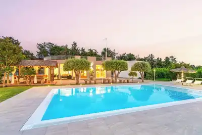 Image de Zagara Bianca - Country Villa with Extensive Gardens, Tennis Court & 12m Pool