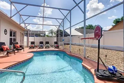 Image de E511ja - Our Happy Place 3b/2bath - Pool & Arcade