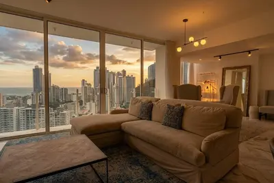 Image de Lujoso y amplio Apartamento piso 27 en Wanders & Yoo con 2 recamaras