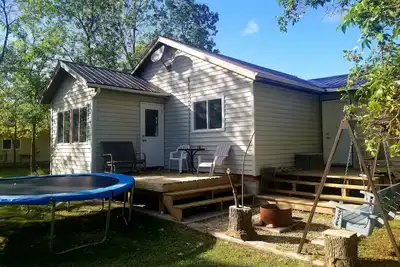 Image de Lake Shack | Cozy Year Round 2-Br | Gimli/Sandy Hook