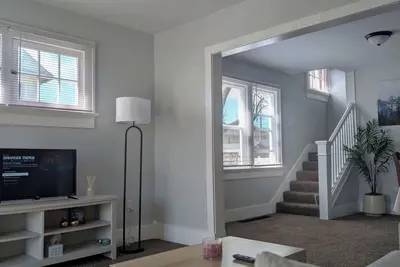 Image de Modern Cozy Home, Free Parking, Near Downtown