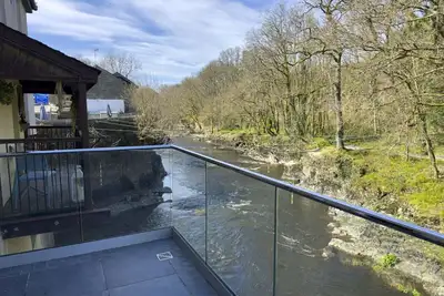 Image de Beautiful River view with Sauna