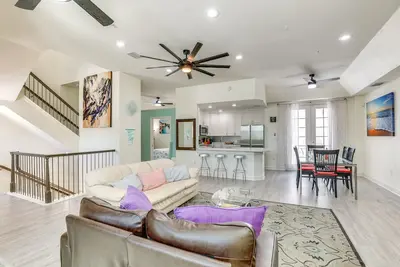 Image de Breezy Beach Townhome