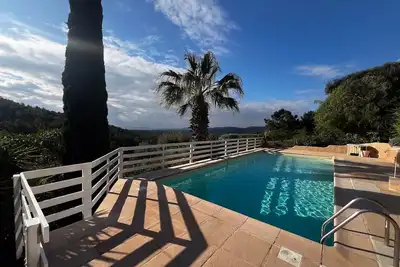 Image de Villa Rhea, piscine, vue panoramique mer et collines