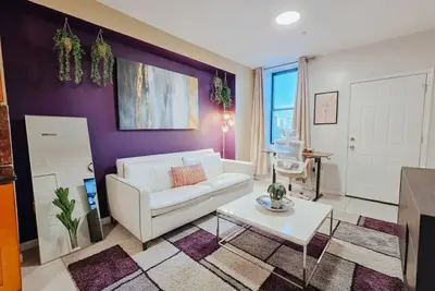 Image de Meridian / King Bed / Elevator / Convention Center