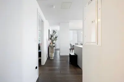 Image de Luxury Penthouse 2bed2. 5baths | Mtl View | Pool|Parking |Sauna