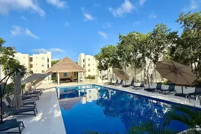 Image de Condo Moderne  | Piscines, Salle de Sport, Résidence Sécurisée | Proche Plage