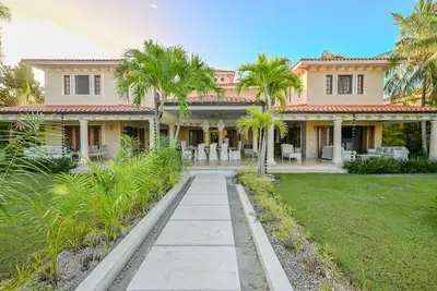 Image de Villa in Casa de Campo with golf view for rent