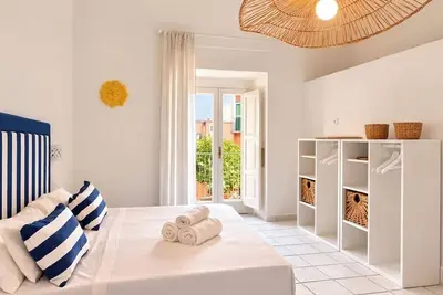 Image de Yellow Ensemble Room