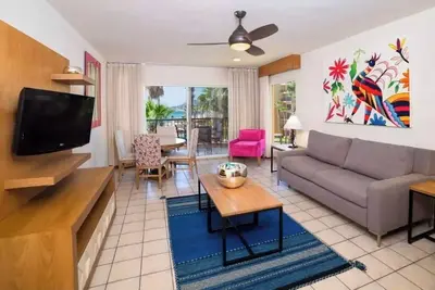 Image de Cabo San Lucas 2-bedroom Beach Resort & Spa in Villa del Palmar close to Marina