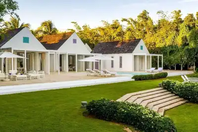 Image de Villa for rent with the best view-just a step away from the ocean