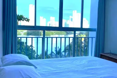 Image de Cartagena-Vista al Laguito 🌅 | Remodeled | Vrbo Ready | Steps from the beach.