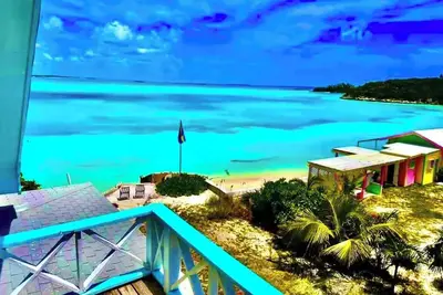 Image de Casa Del Mar // Spacious 4-bedroom house in peaceful Exuma’s with Ac