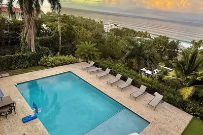 Image de Serene 3-bedroom villa with ocean views & private pool in beautiful Rincón