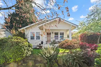 Image de Monthly Stay - Huge Fenced Yard - Pets Patio 2br