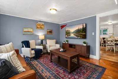 Image de Elegant Harvard Free Parking • Prime Location, 2 Bed 1 Bath