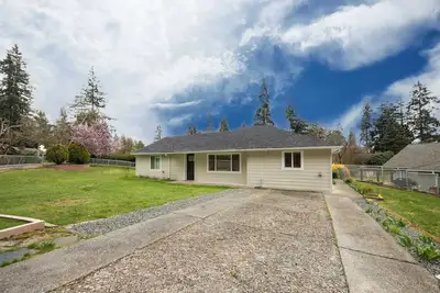 Image de Single-Level 3br Retreat, Step-Free & Family Ready