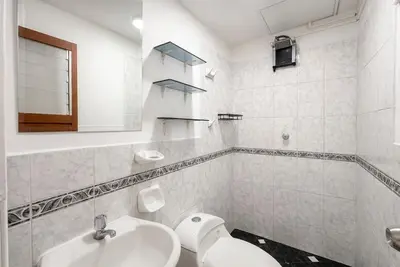 Image de 4 min Plaza de Armas : Cozy design for 8 guests
