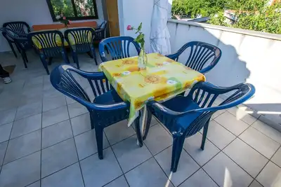 Image de Appartement d'une chambre avec la terrasse Seline, Paklenica (A-25357-a)