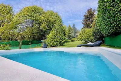 Image de Private Pool Villa · One Group Only · Full Privacy · Garden & Bbq