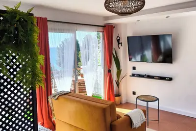 Image de Beachfront: Studio with Private Balcony