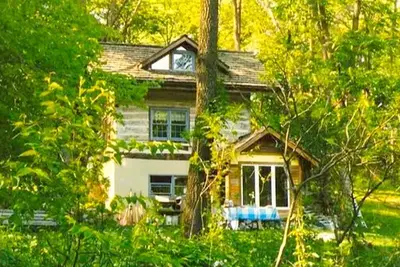 Image de Rustic Norwegian-Style Log Cabin Rental near the Upper Iowa River in Decorah, Iowa