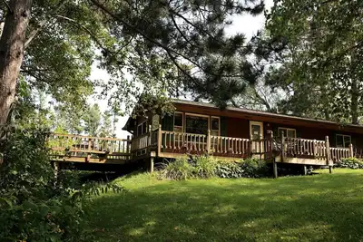 Image de Rustic Family Cabin Rental with a Fire Pit near Wisconsin Dells