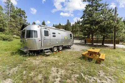 Image de Fully-Equipped Airstream Rental for Glamping in Chelan, Washington