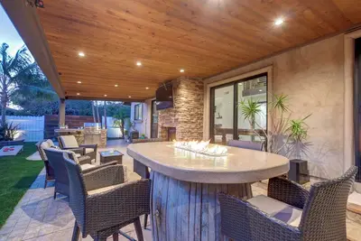 Walk to Lagoon! Luxe Coastal Escape w/ Pool Table