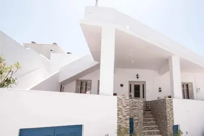 Image de Naxian Harmony city centre Apartment (300 meters from the beach)