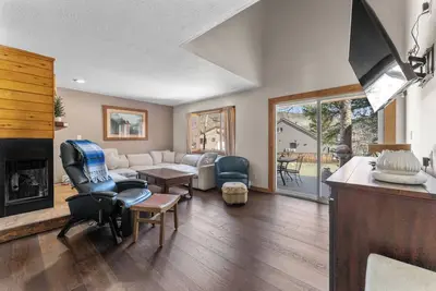 Image de Pet-Friendly Townhome w/ Private Sauna & Large Backyard