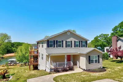 Image de Lake Hartwell Escape w/ Dock, Games & Grill