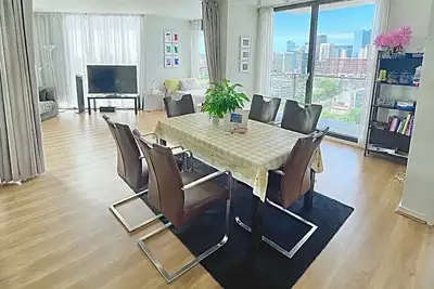 Image de Cozy Apartment | Free Parking In Melbourne Harbor.